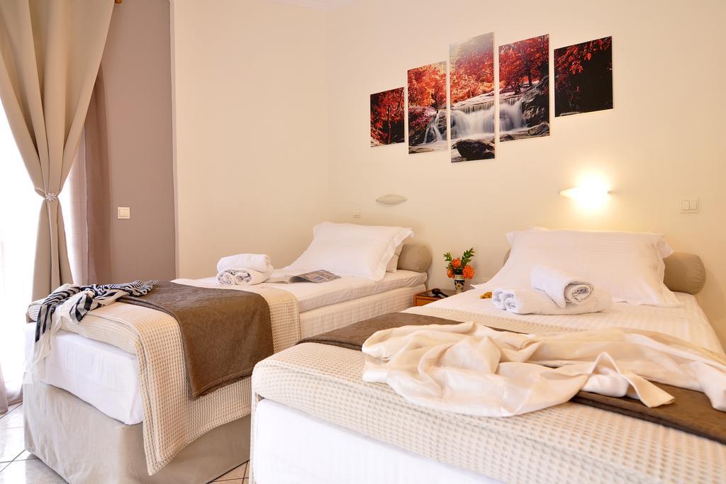 Rolandos Apartments Agios Gordios  Esterno foto